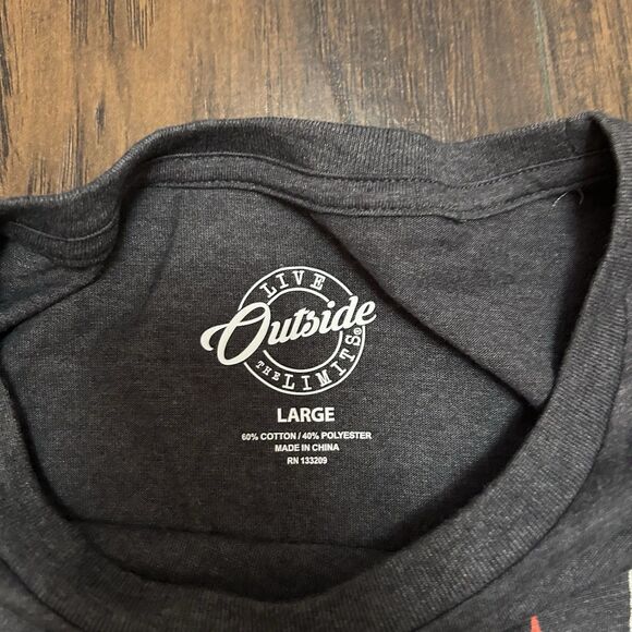 Live Outside The Limits Rock N Roll Skeleton Hand Women’s Large NWOT - Picture 5 of 6